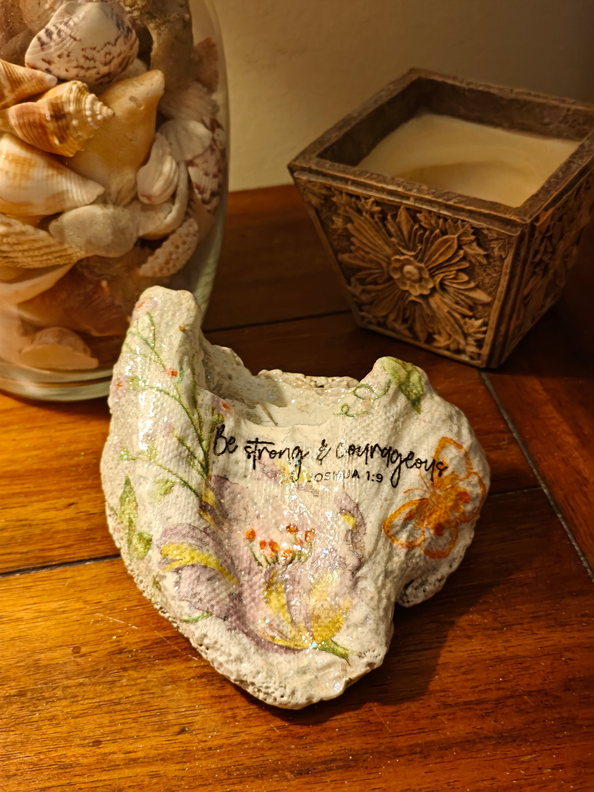 Joshua 1:9 "Be Strong" Hand-Decorated Shell – Purple Florals & Butterflies – Medium Scripture Art