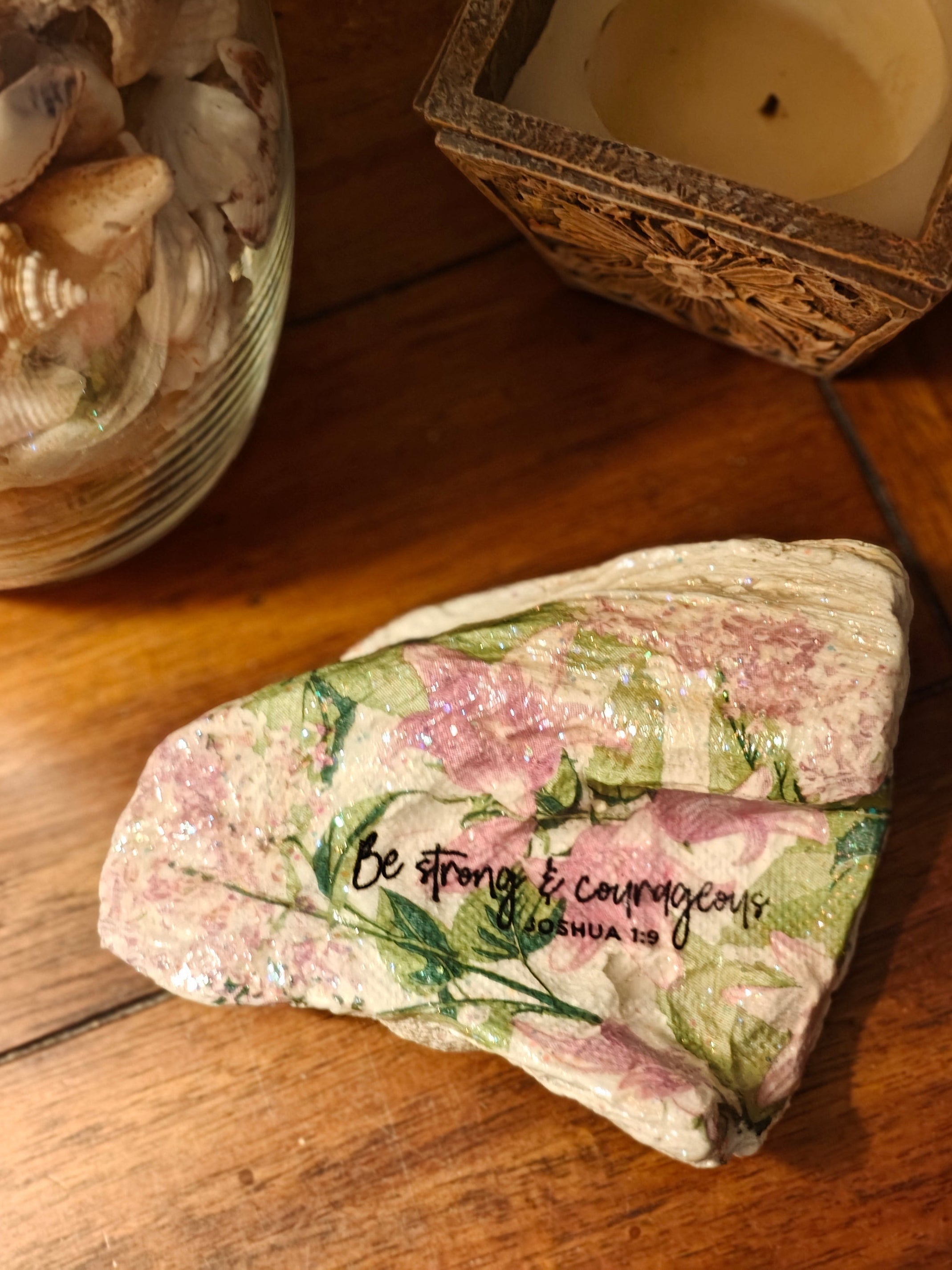 Joshua 1:9 "Be Strong and Courageous" Hand-Decorated Shell – Purple Floral Shell – Christian Gift
