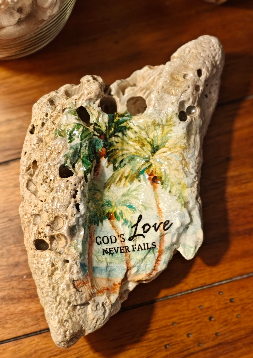 God's love never fails beach scene shell