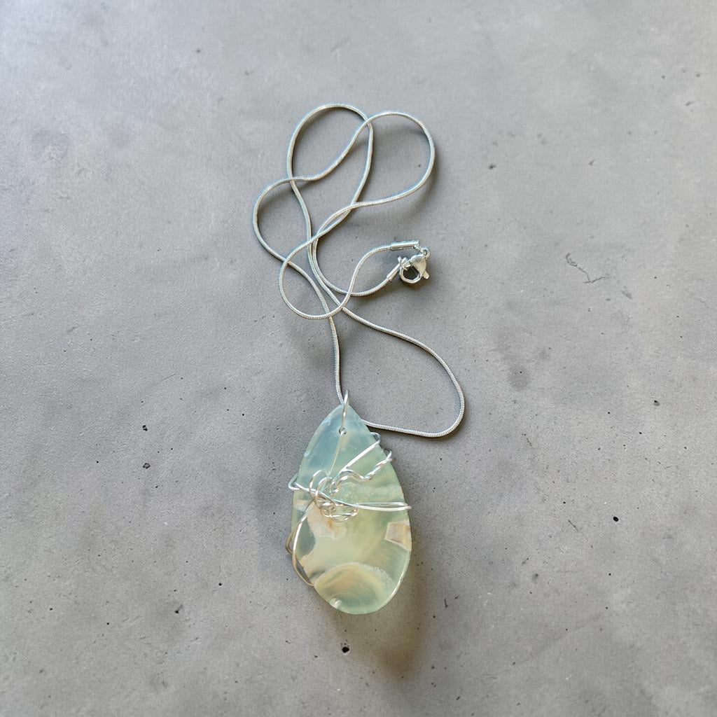 Faith-Inspired Hand-Wrapped Natural Stone Necklace – Earthy Green & Tan with 18" Stainless Steel Chain & Prayer Card