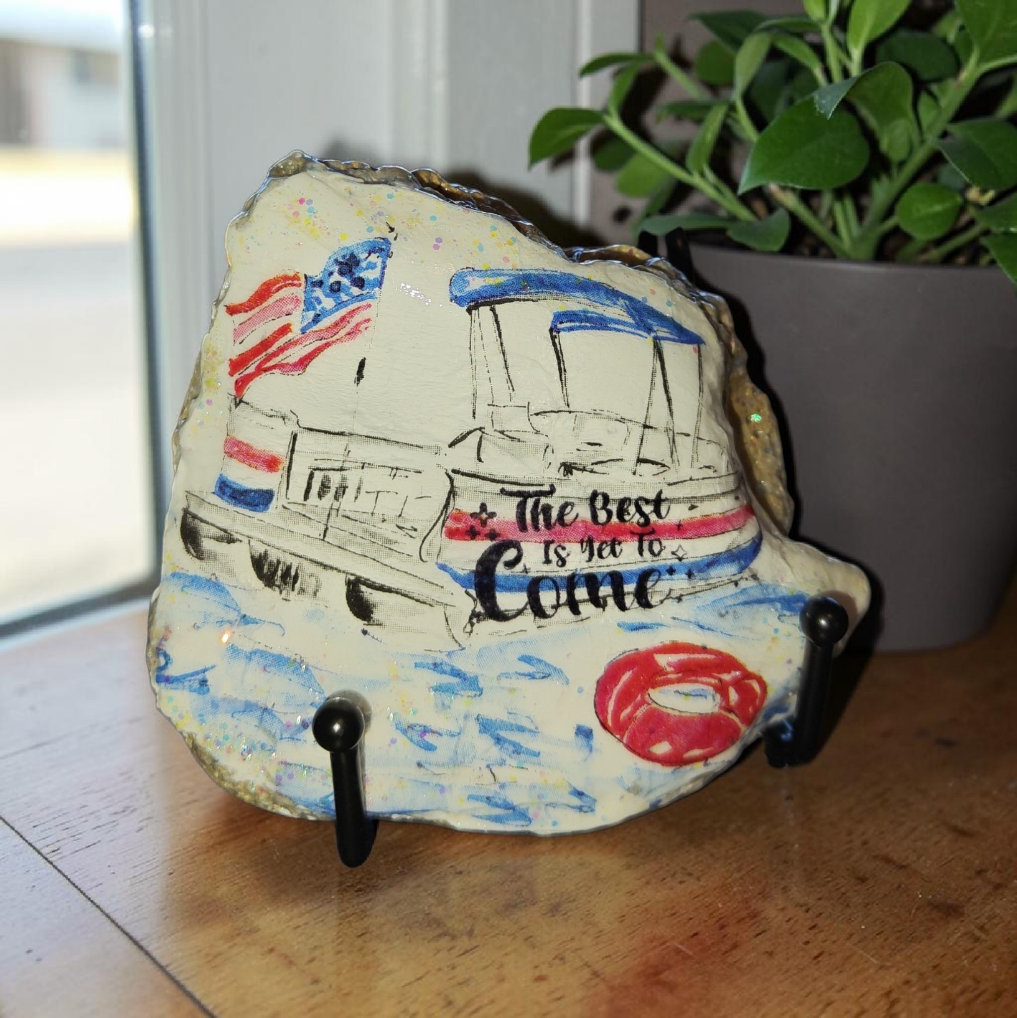 "The Best Is Yet To Come" Patriotic Boat Decoupage Shell – Faith & Freedom Keepsake
