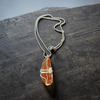 Honey Serenity Wire-Wrapped Pendant – Stainless Steel Chain & Prayer Card Set