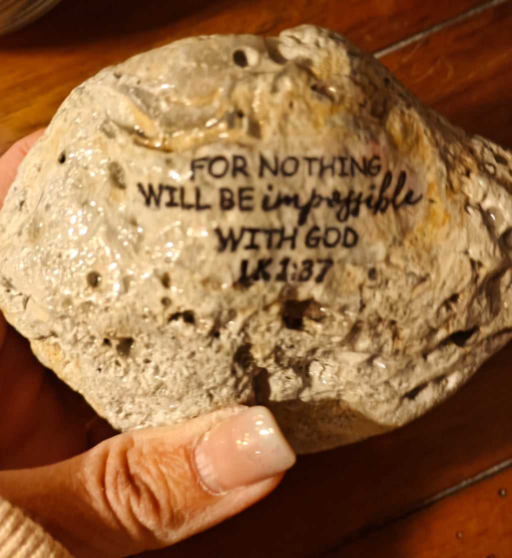 Hand-Decorated Bumblebee & Purple Flower Shell – "Nothing is Impossible" Scripture Gift